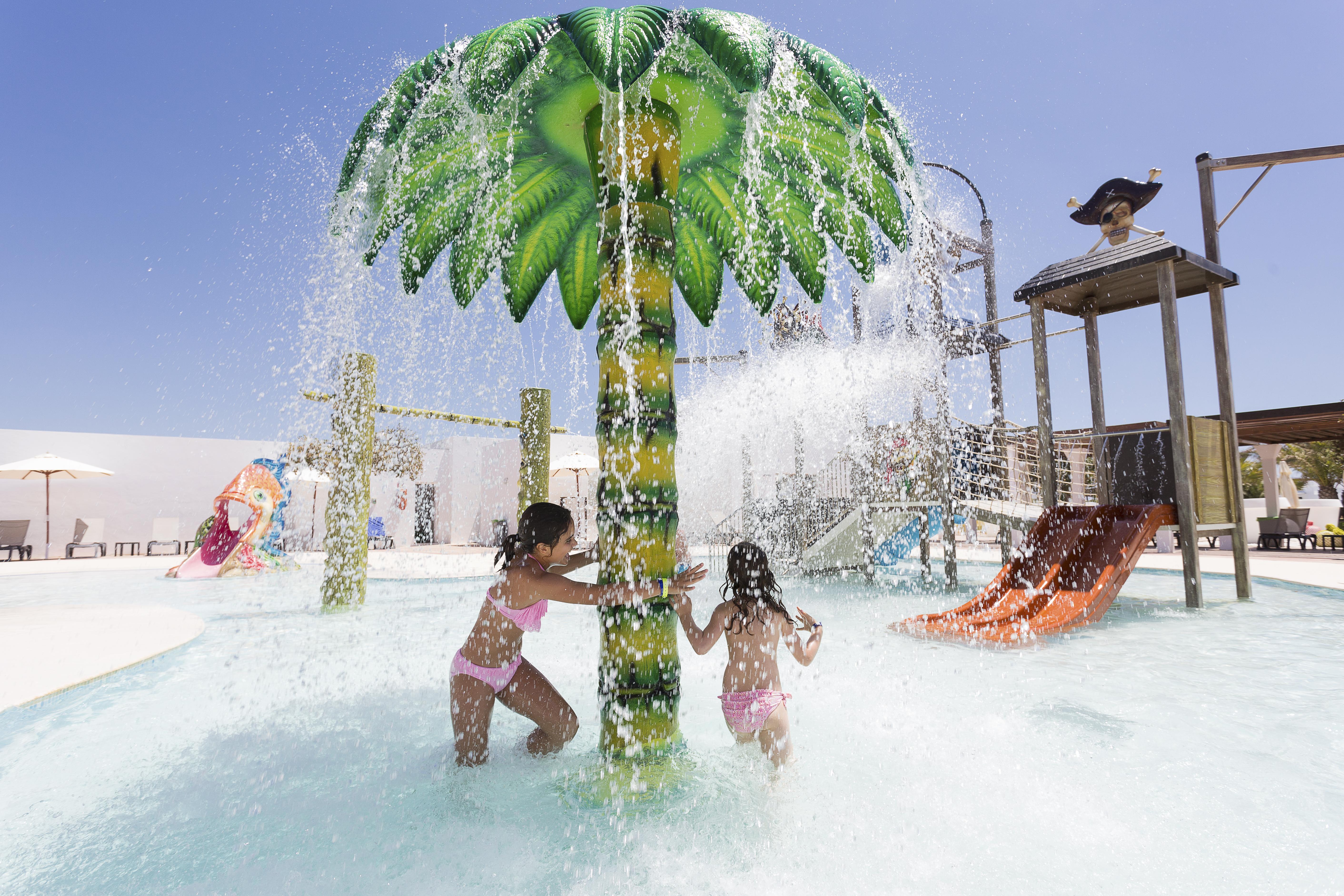 Grand Palladium Select Palace Ibiza Playa d'en Bossa Ngoại thất bức ảnh Splash Island