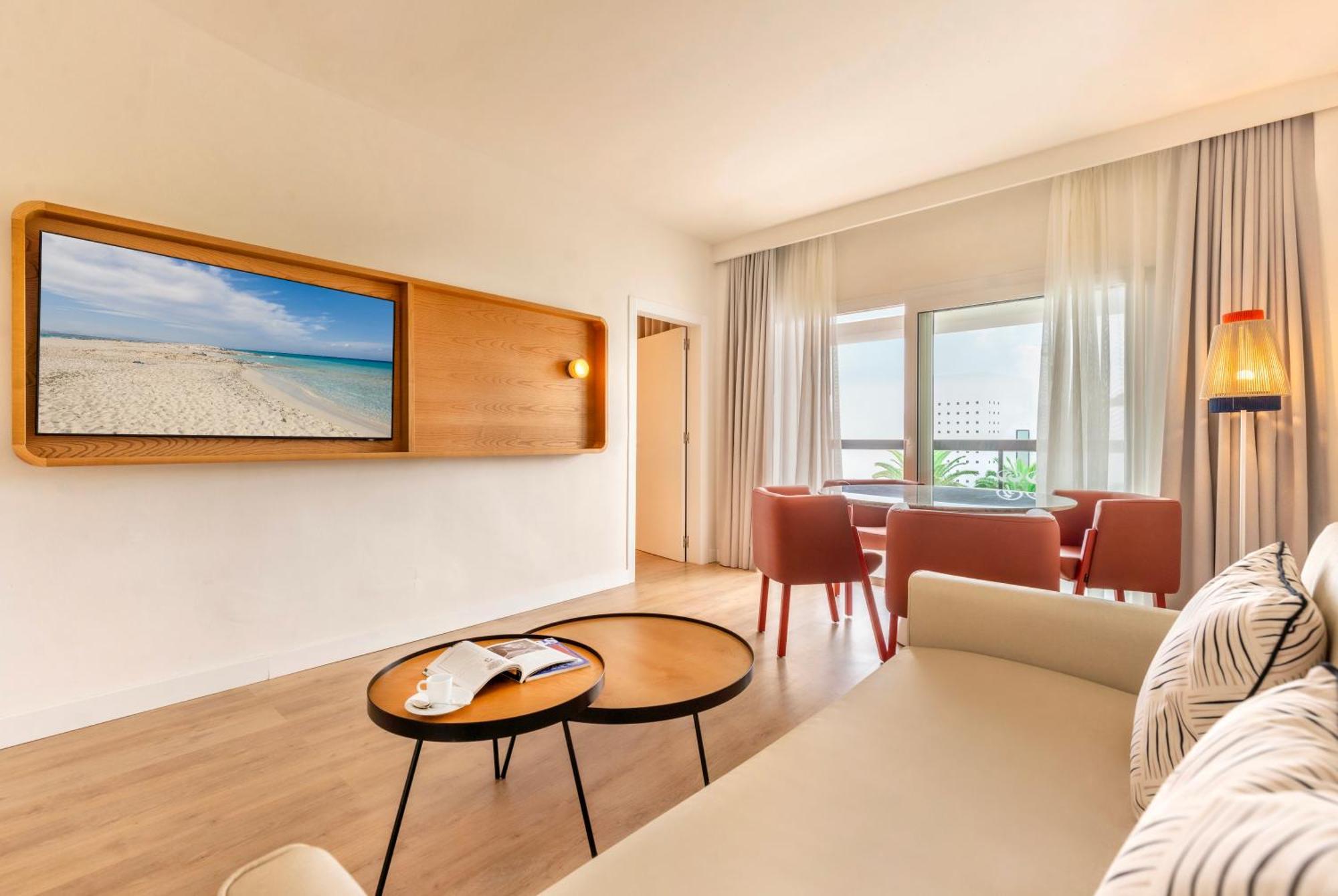 Grand Palladium Select Palace Ibiza Playa d'en Bossa Ngoại thất bức ảnh
